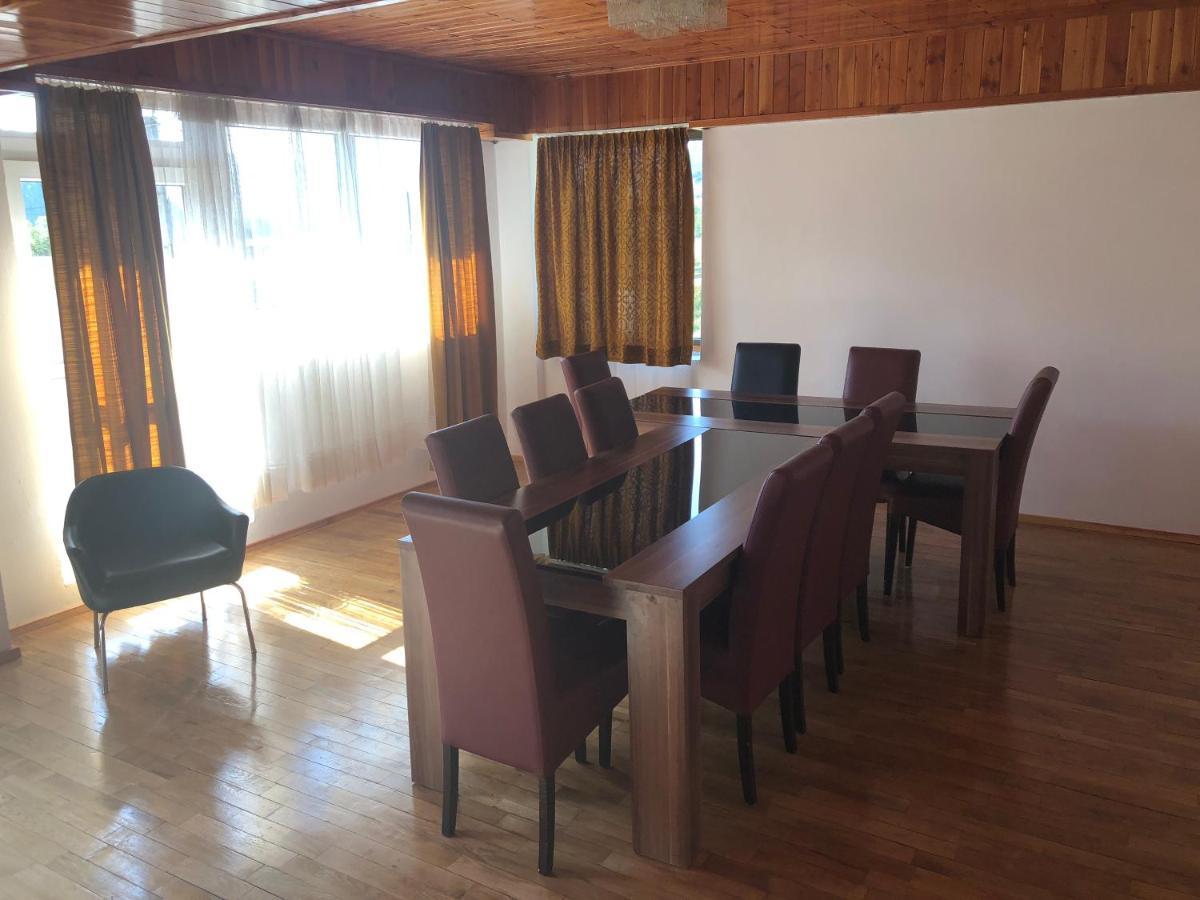 Time-Out - Valea Oltului Hotell Balota  Exteriör bild